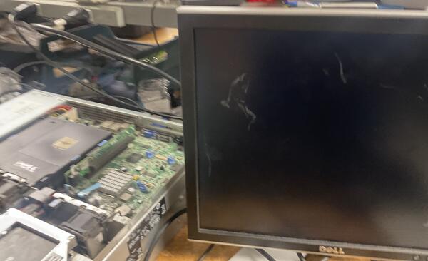 No VGA output — black screen on Dell monitor